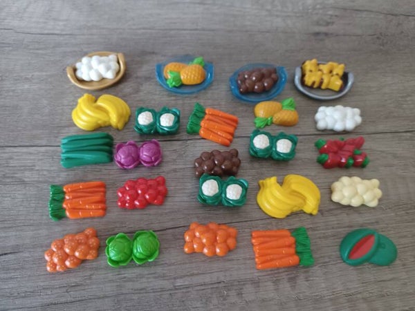 playmobil lot de fruits et legumes + 4 plateaux , occasion