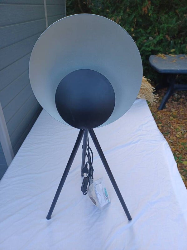 lampe trepied ostaria eclipse , occasion