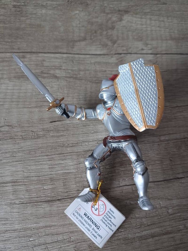 figurine papo , chevalier gris , neuf