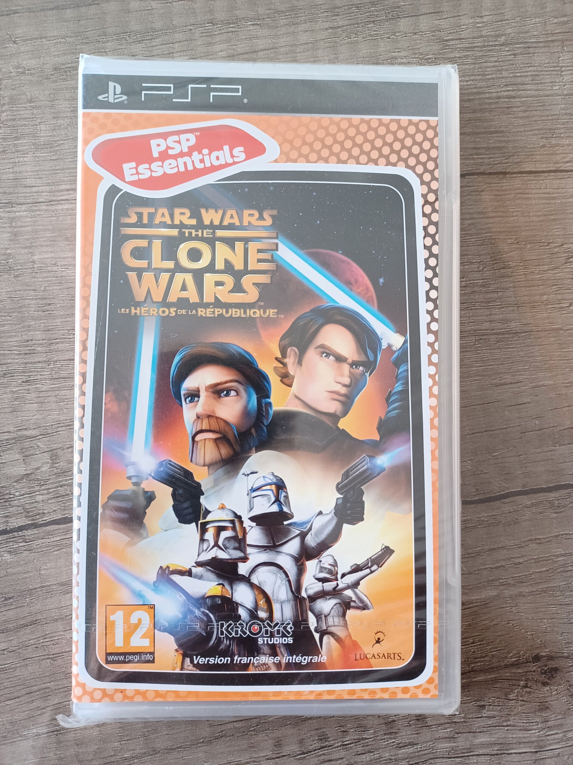 jeu psp star wars the clone wars , neuf