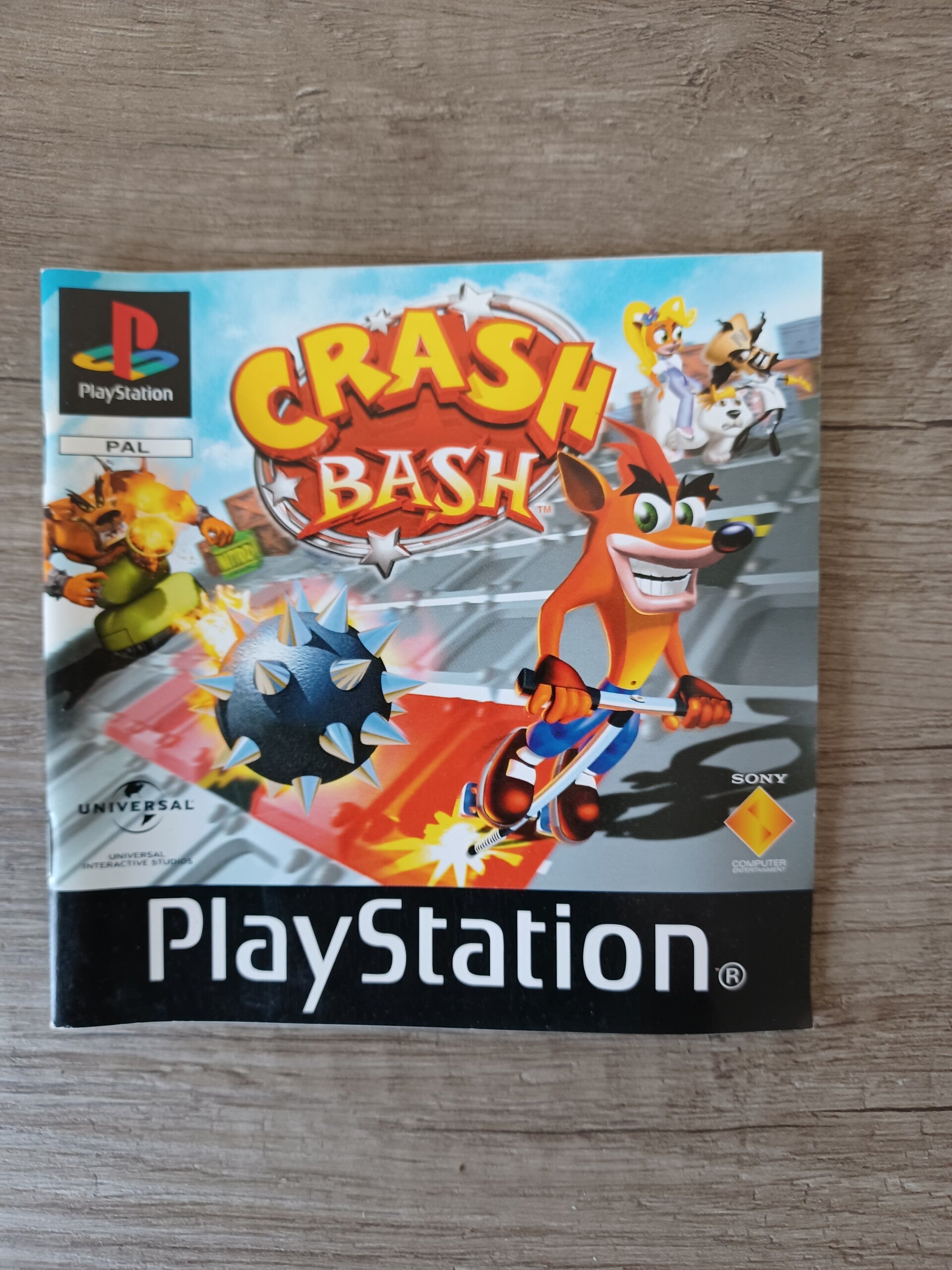 notice du jeu ps1 , crash bash , occasion