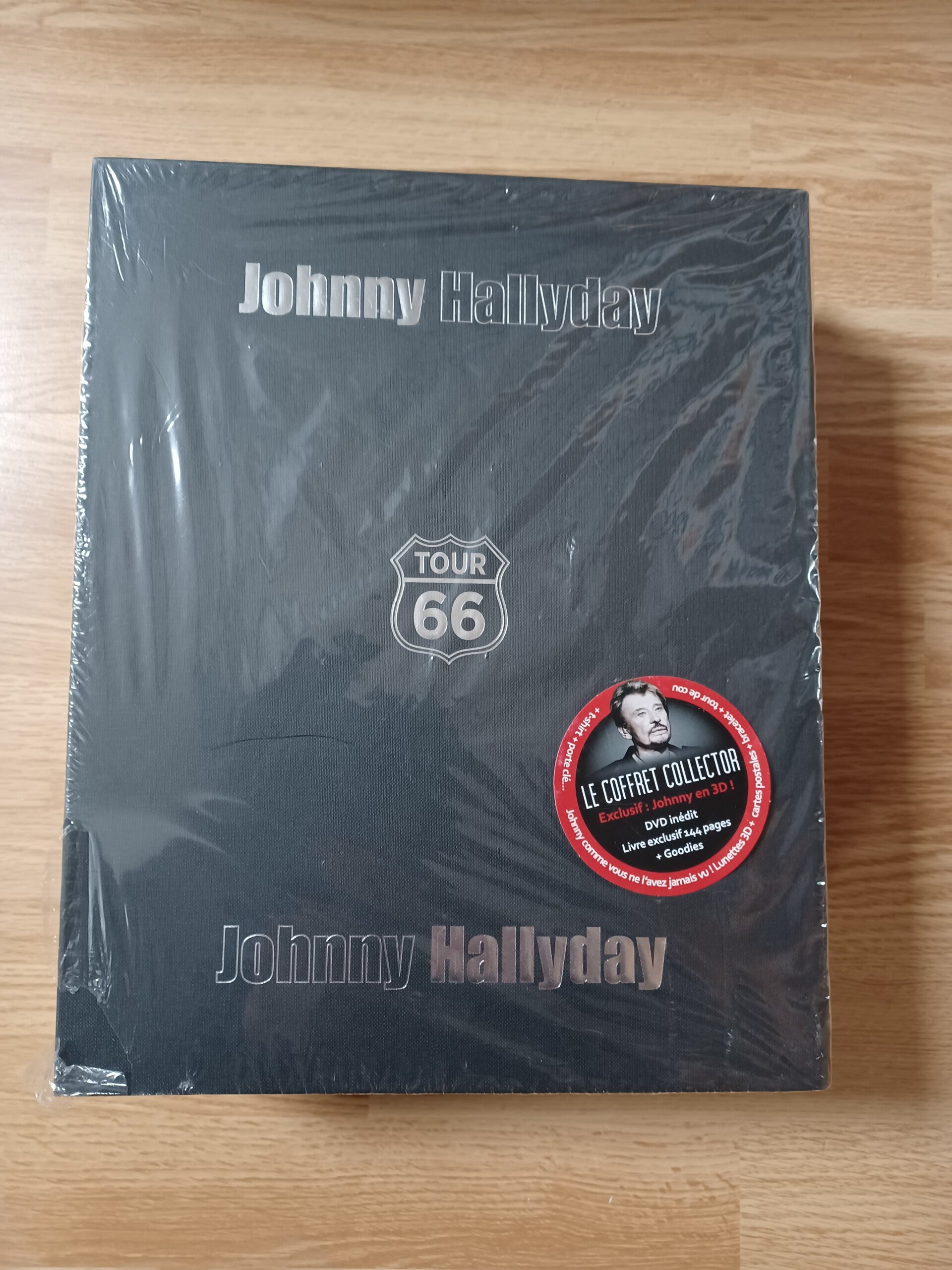 coffret johnny hallyday tour 66 , neuf