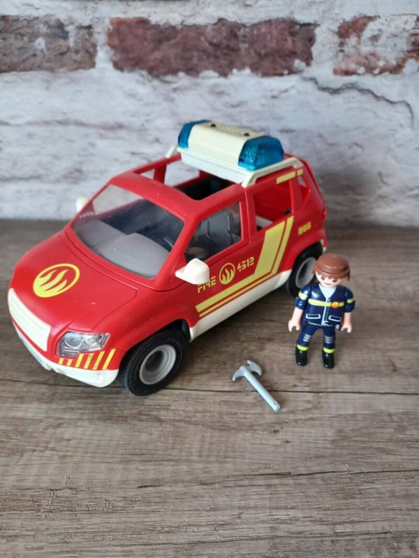 playmobil , voiture de pompiers , occasion