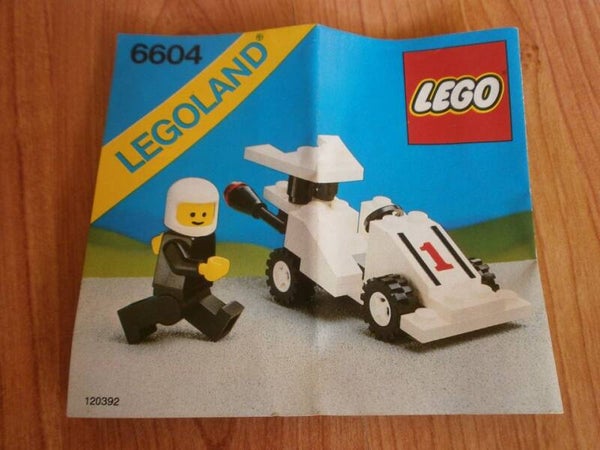 lego 6604 voiture de course , complet , occasion