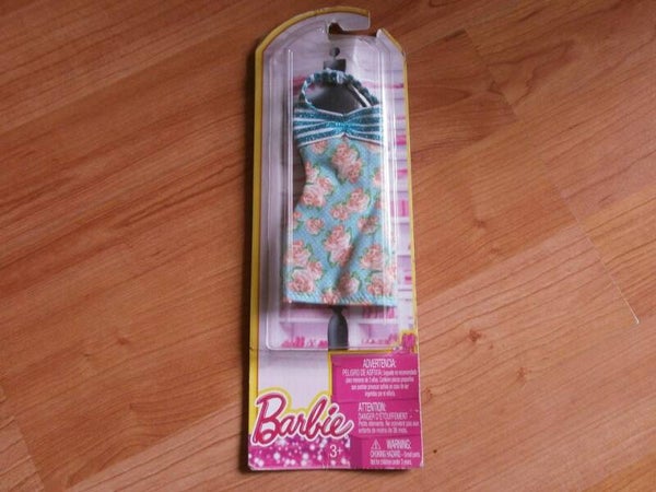 robe d'ete pour poupée barbie , neuf