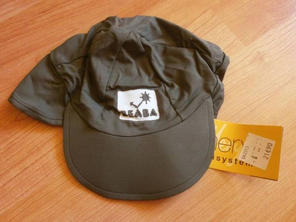 casquette enfant , gris vert , taille unique resserable , beabab , neuf