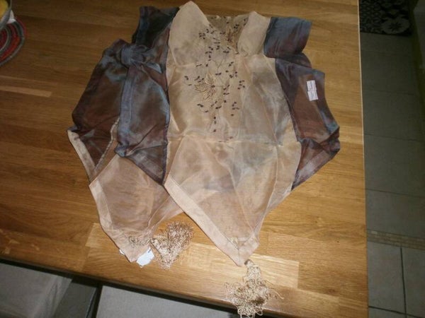 chemin de table en fil de soie , 45 x 140 cm , bordeau beige, neuf