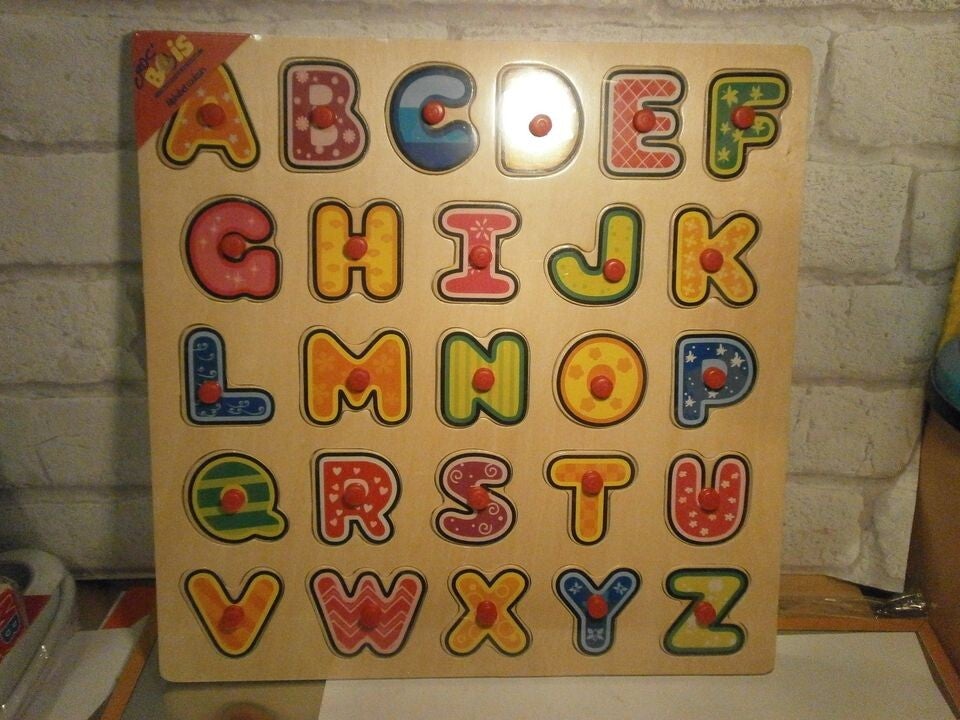 puzzle en bois alphabet , neuf