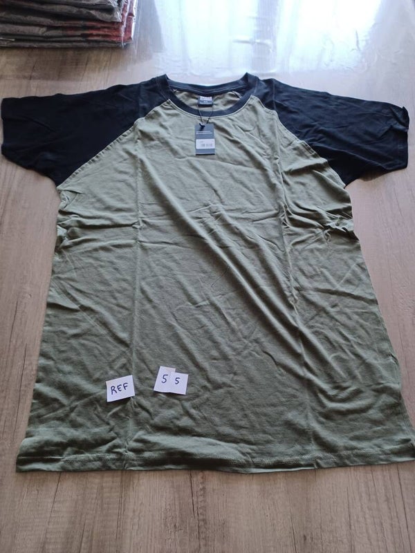 t-shirt urban classics vert , XL ou 2XL , neuf