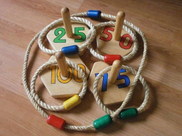 jeu d'adresse en bois et cordes , occasion