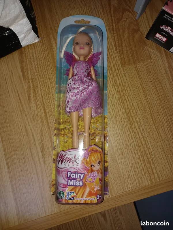 poupée winx , fairy miss , neuf