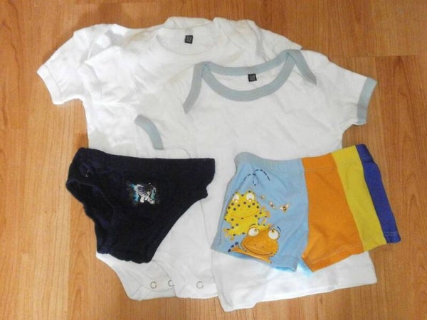 5 vetements 6/18 mois 2 boby 6/12 mois 1 tshirt 12/18 mois 1 maillot de bain 1 an 1 slip beyblade 1 an