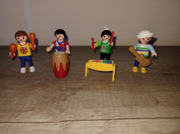 playmobil , 4 enfants musiciens , occasion