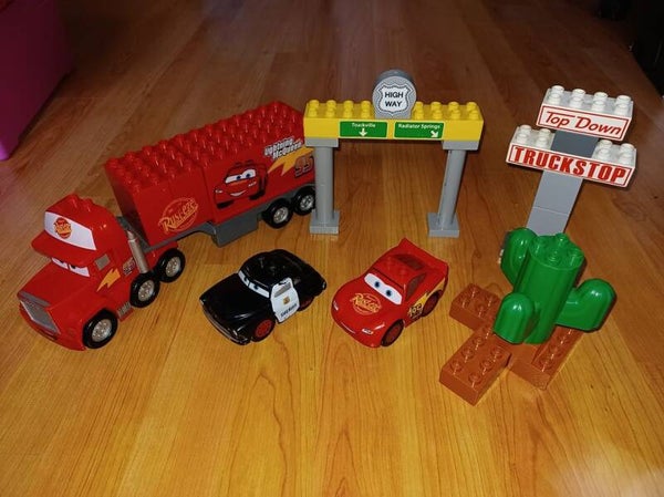 lego duplo , cars camion et voitures , occasion