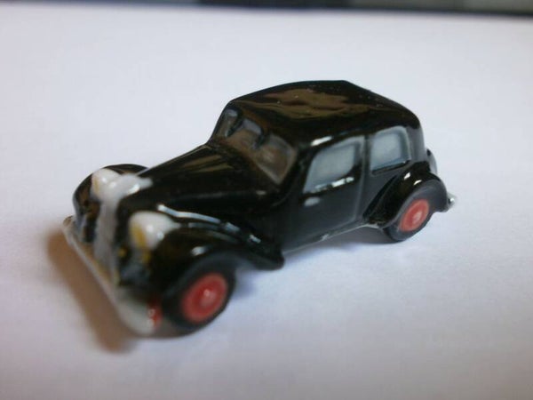 feve voiture , citroen traction avant , occasion