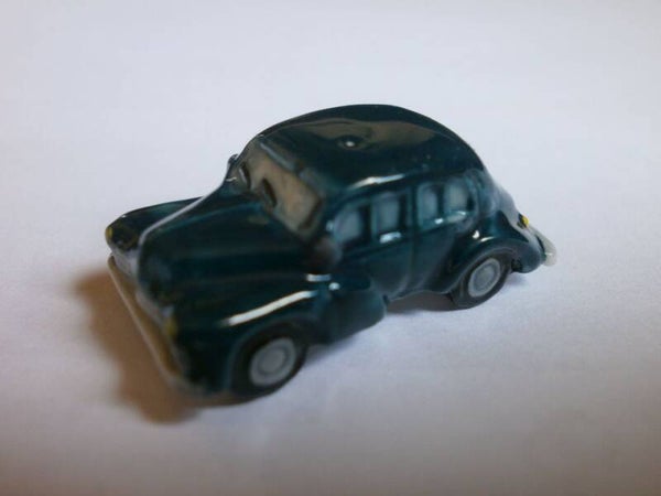 feve voiture , renault 4 cv , occasion