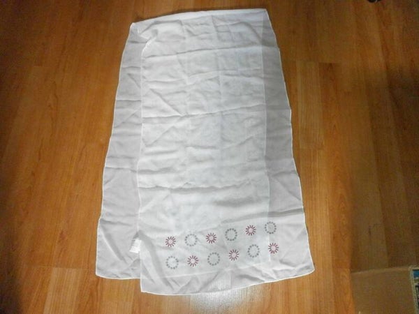 foulard rectangle blanc , neuf