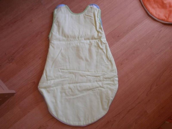 turbulette ou gigoteuse sans manches eponge, bleu et vert , 63 cm neuf sans etiquette