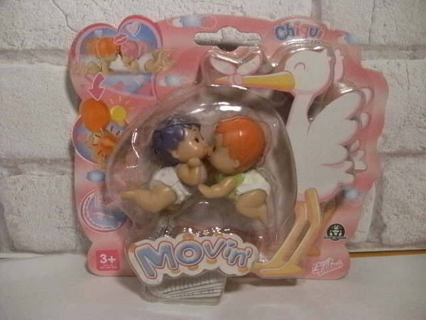 bebes movin chiqui , neuf s'attirent quand ils se rapprochent