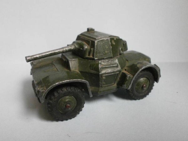 dinky toys , armoured car , occasion