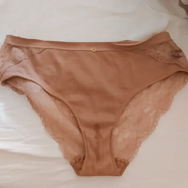 Beige sexy knickers