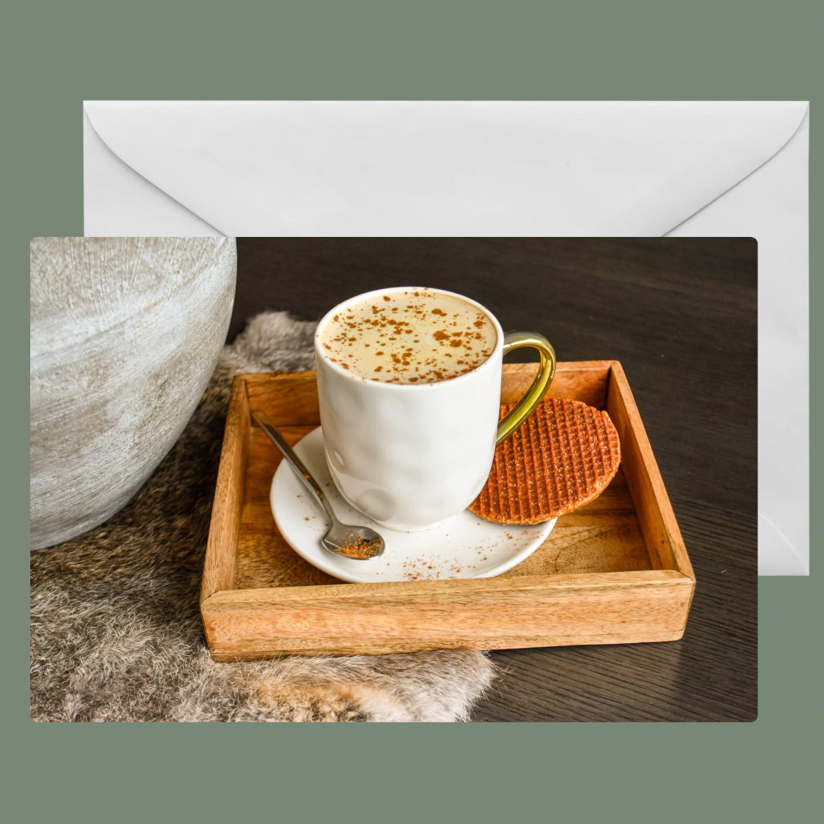 Kaart koffiemok met stroopwafel