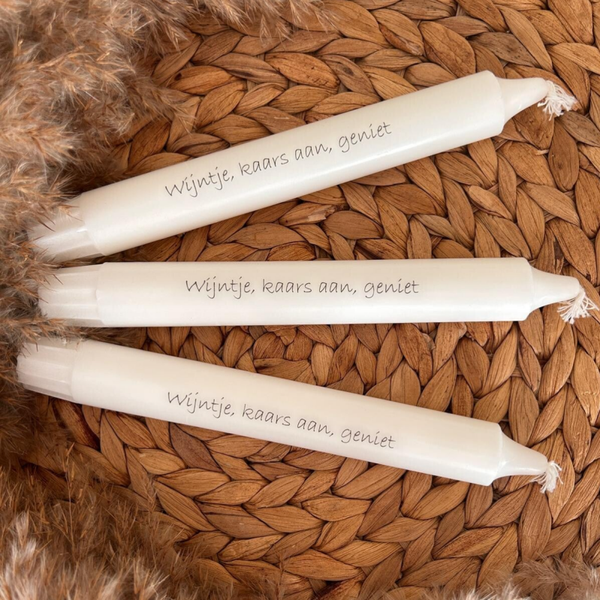 Dinerkaars wijntje, kaars aan, geniet