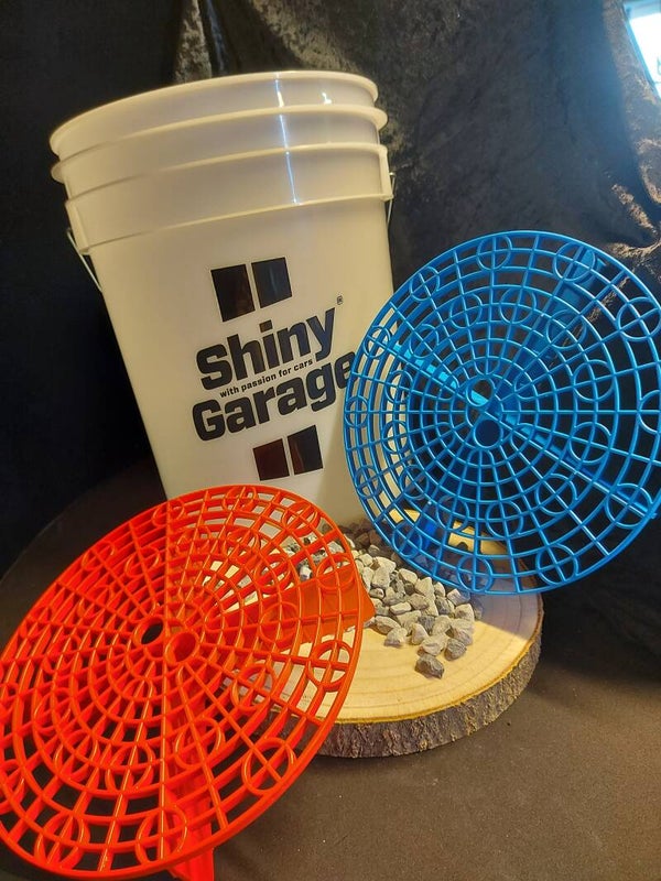 Shiny Garage wash bucket 20L + Blue gridguard