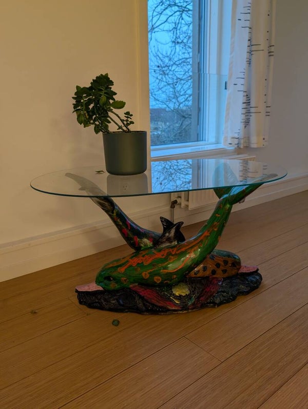 Kitsch, Waiting, Feminism