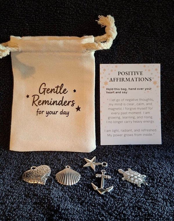 zakje vol , gentle reminders for your day