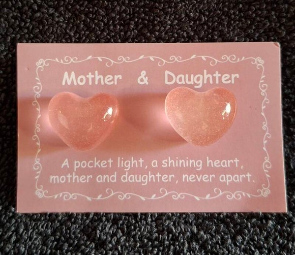pockethug mother & daughter