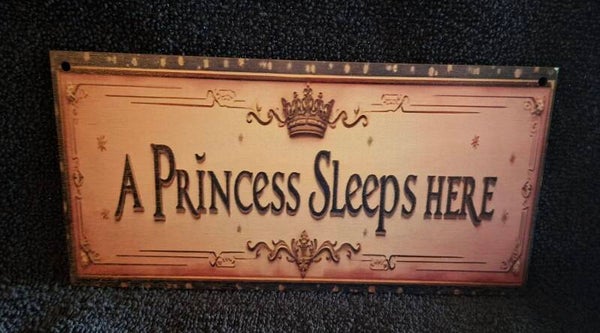 lief houten bordje, A princess sleeps here