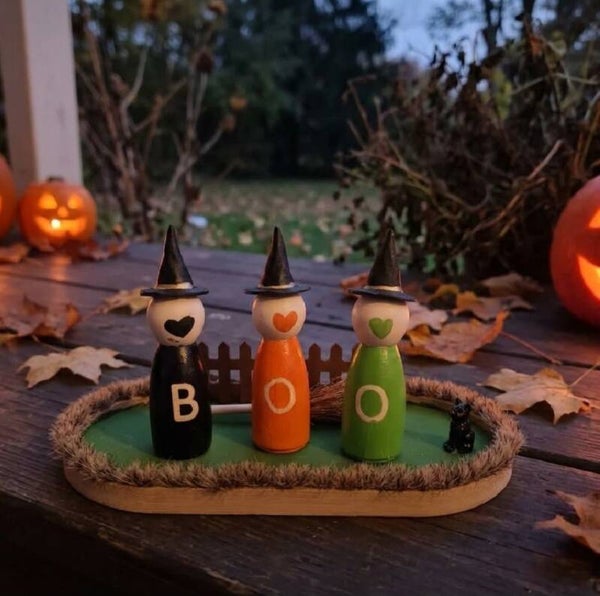BOO