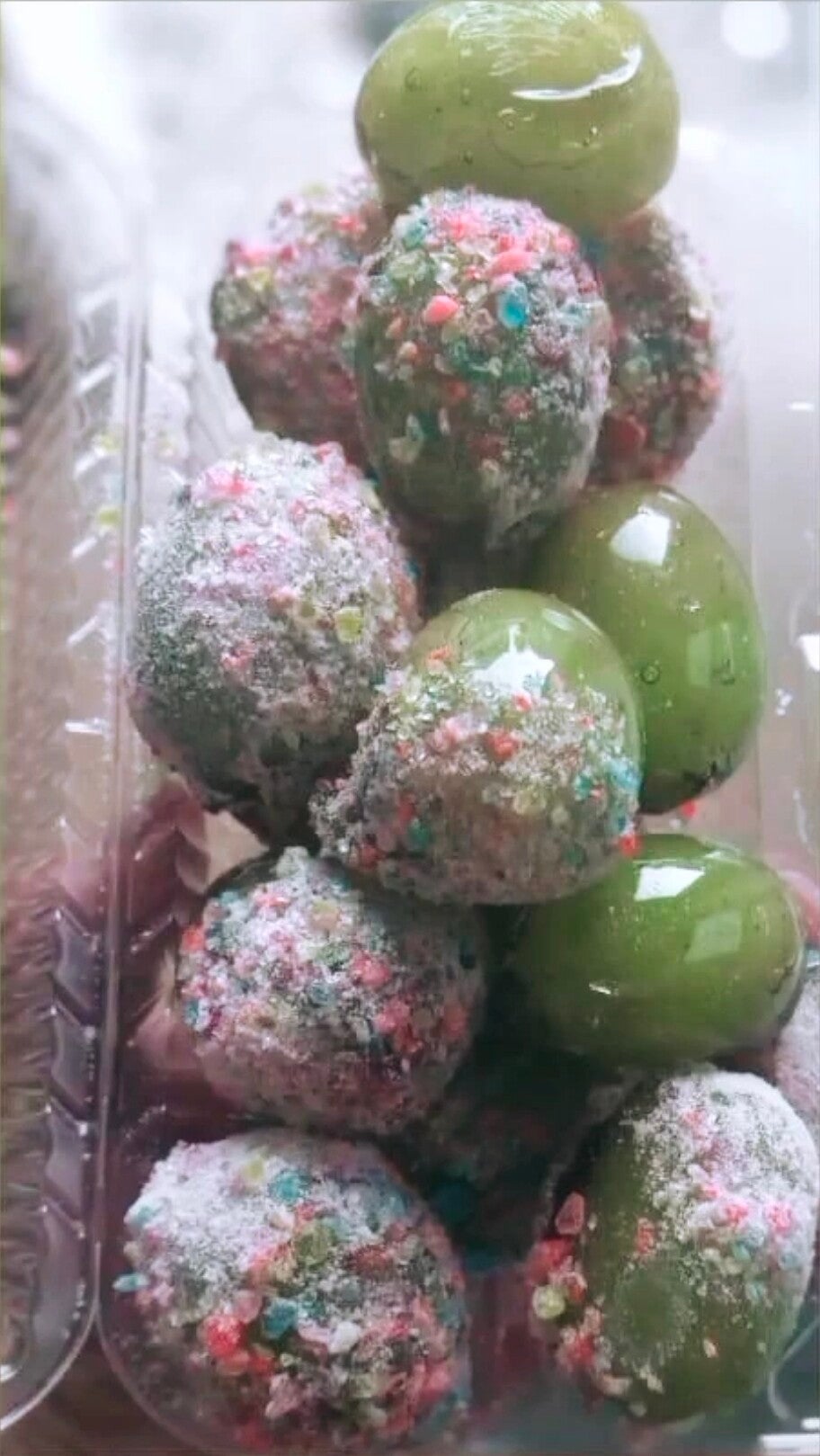 Dozen Candied grapes 🍇 😋