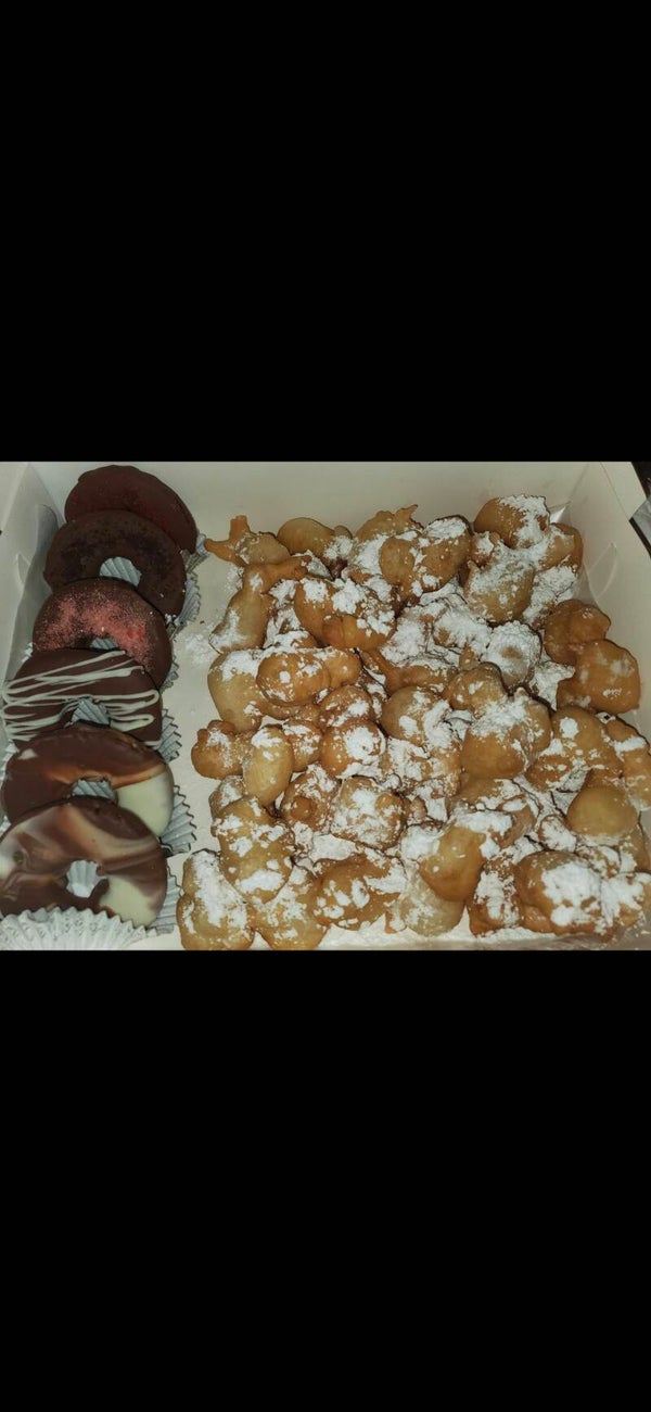 Zeppoles sold by the batch
