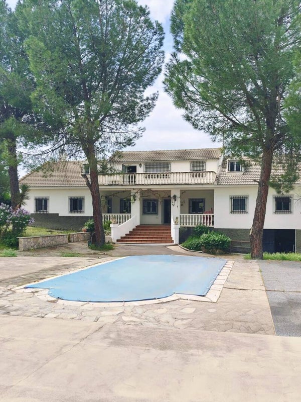 Chalet independiente de 400m en El Soto