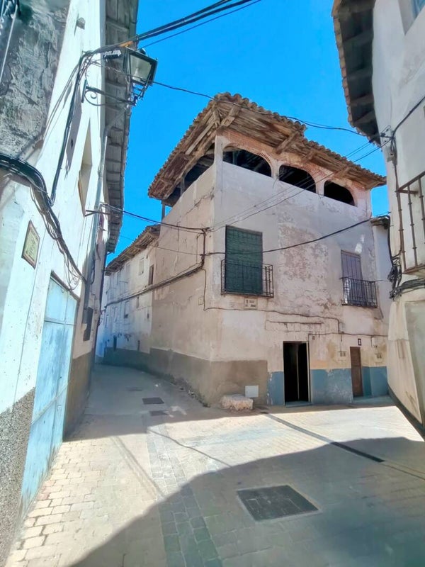 Casa para reformar en Budia