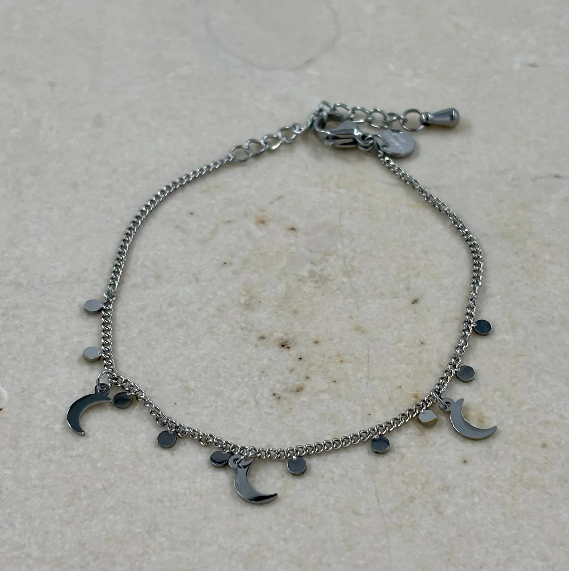 Armband maantjes en rondjes
