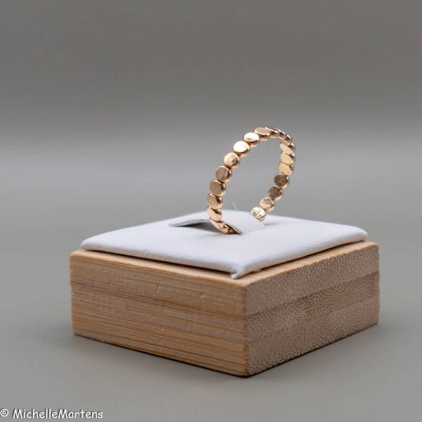 Dots gehamerd M