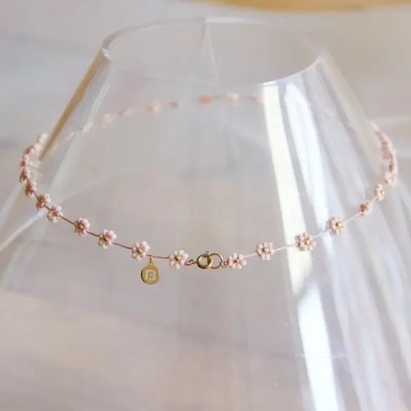 Bazou - Daisy Flower ketting nude/goud