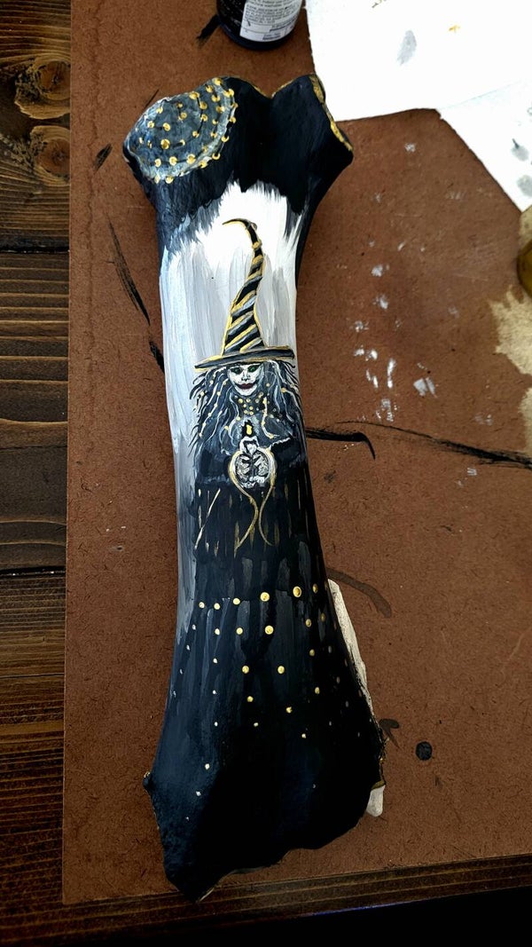 Custom bone painting