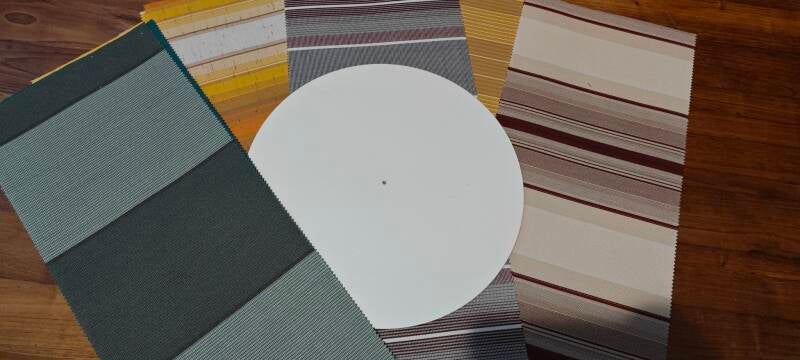 Cercle métallique et tissus de stores bannes 