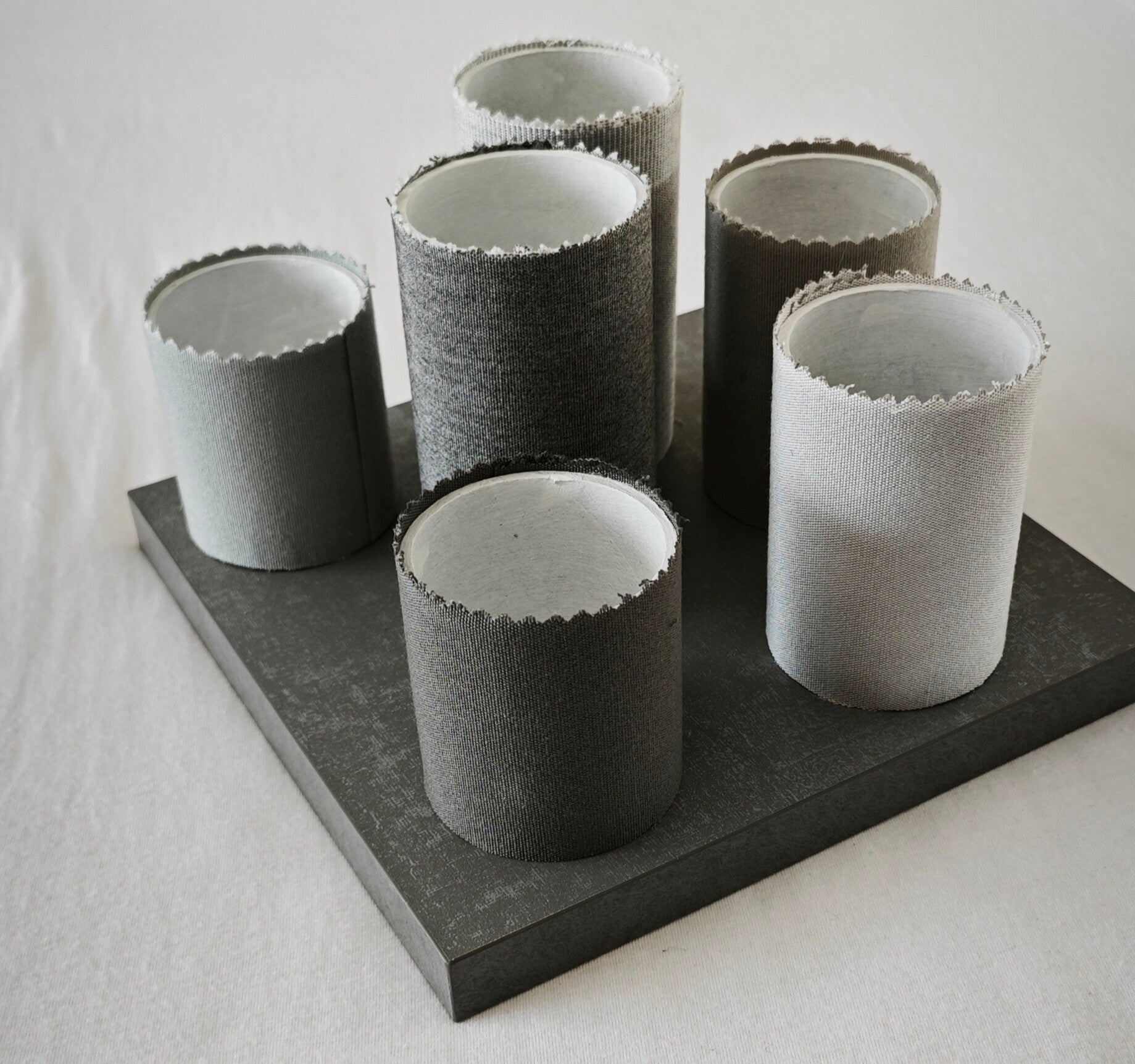 Organiseurs de bureau design en matériaux recyclés : nuances de gris (N° C9)