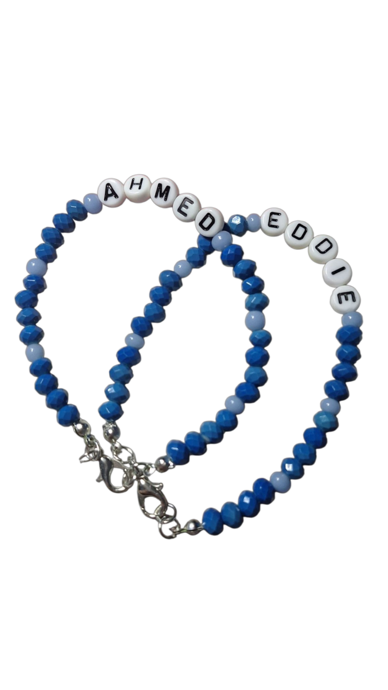 Armband volledig met kralen/ met naam 