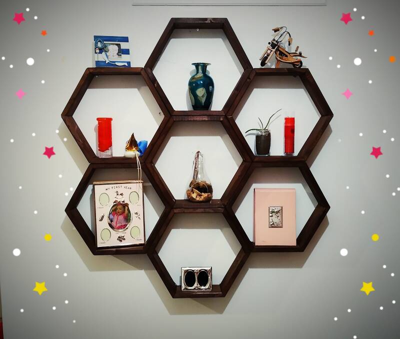 Εξάγωνο ράφι τοίχου