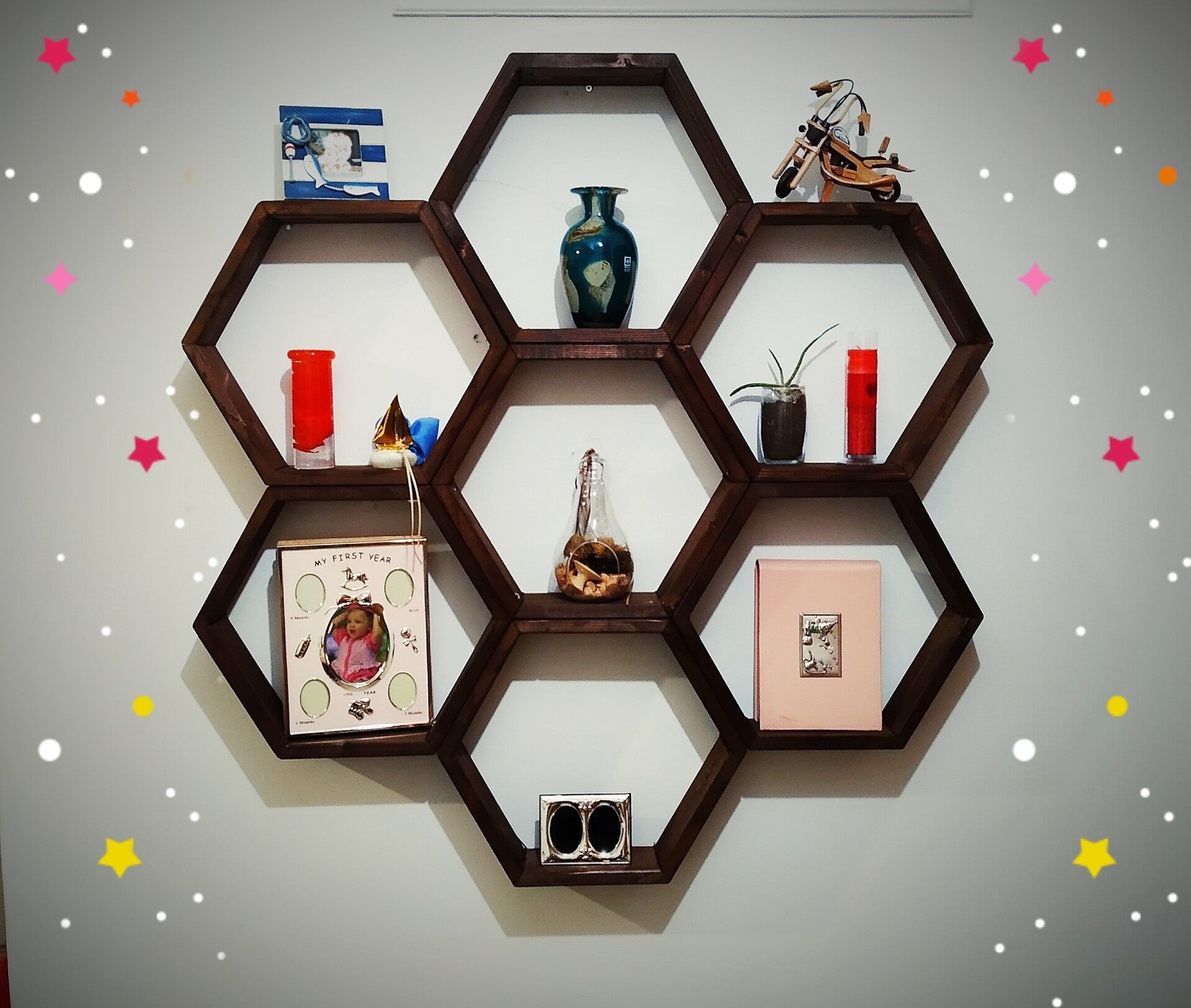 Εξάγωνο ράφι τοίχου