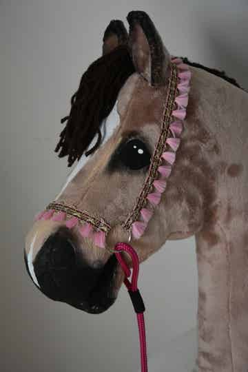 IW arabian showhalter light pink