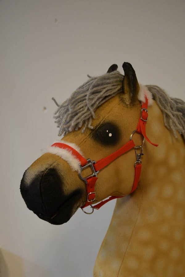 IW fur halter red- white