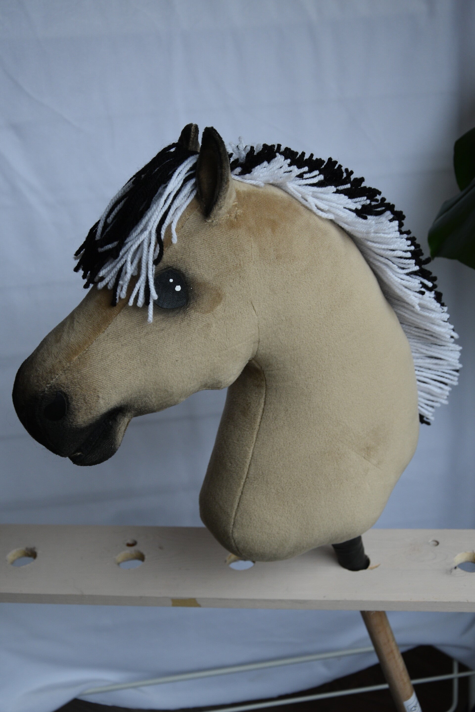 IW hobbyhorse fjord size M