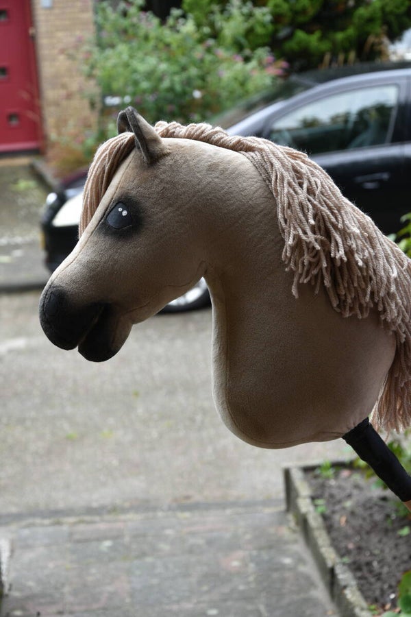 IW hobbyhorse size M